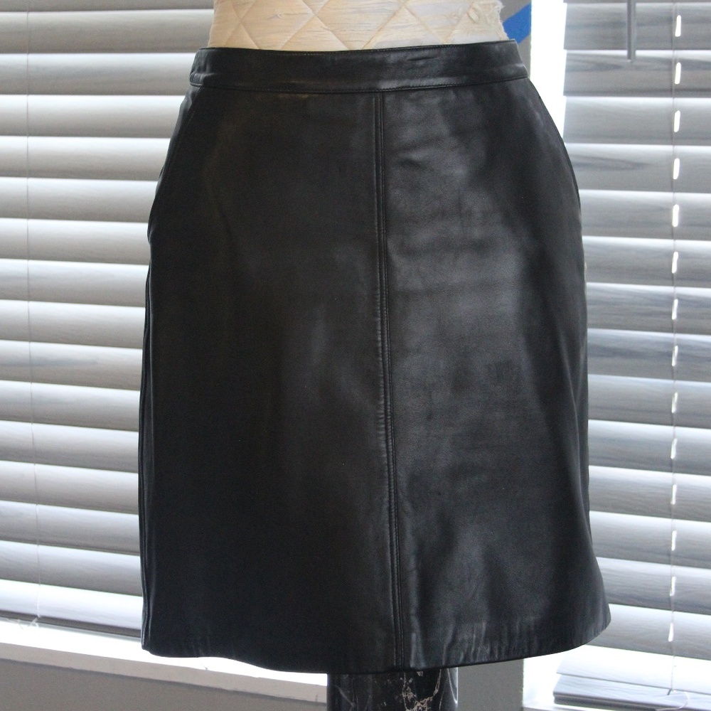 Gianni Versace Vintage Black Leather Mini Skirt Size 8